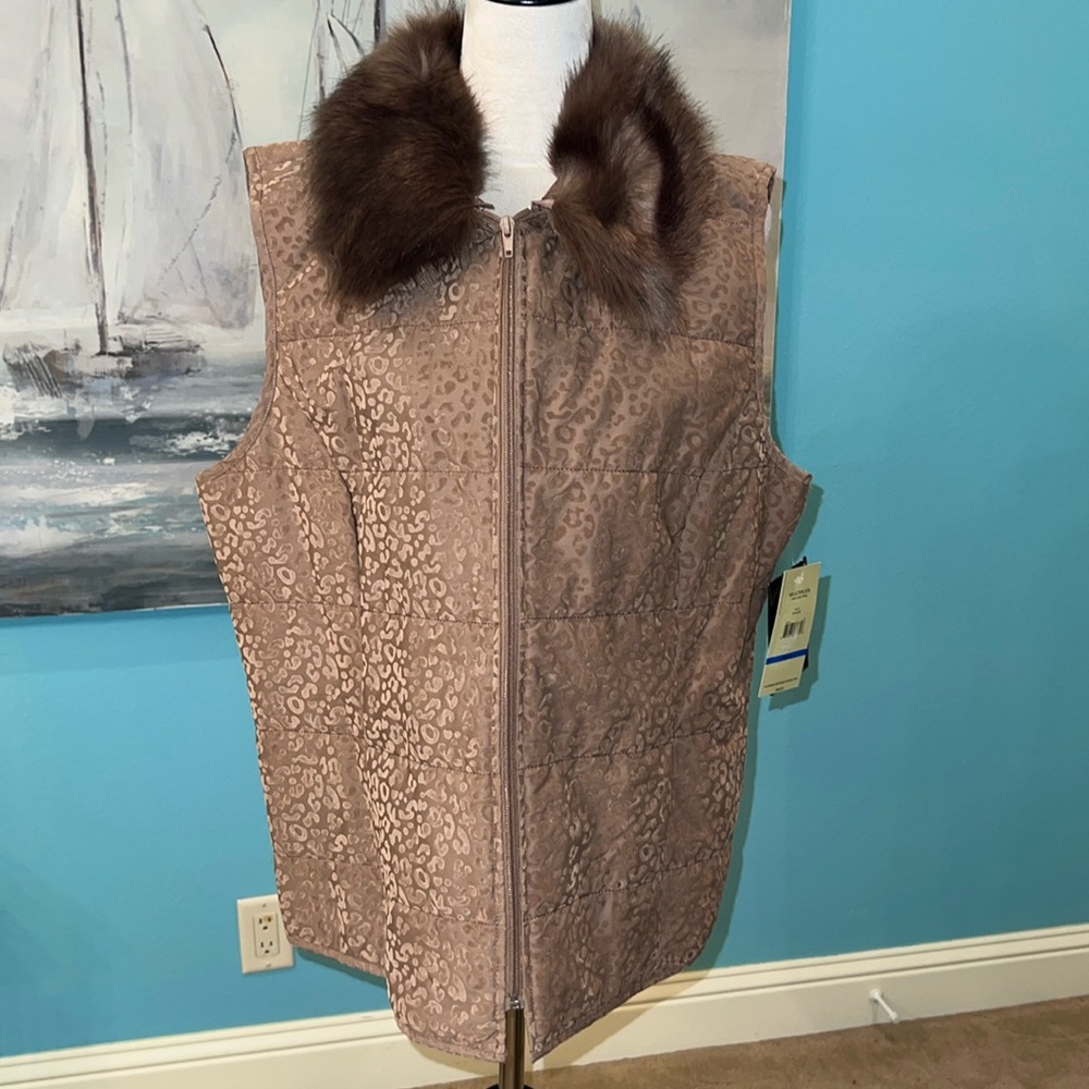 NWT Multiples Brown Zip Up Vest w/ Faux Fur Collar, XL